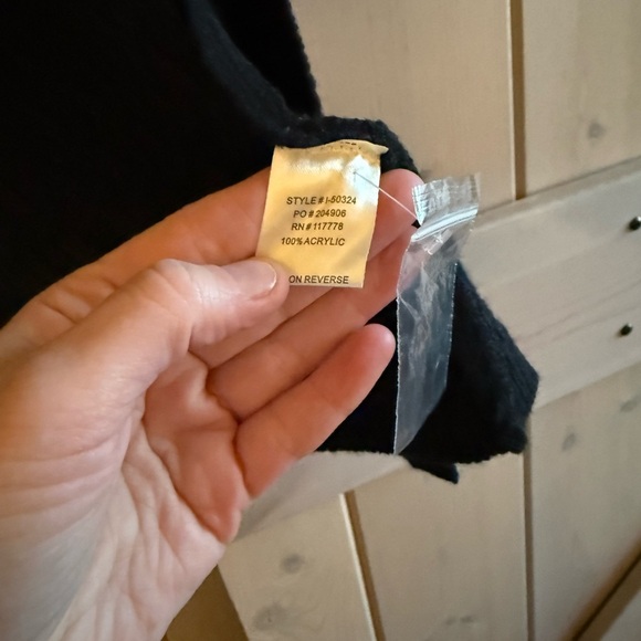 NWOT Lovestitch Black Faux Fur Trim Coatigan - Picture 4 of 14